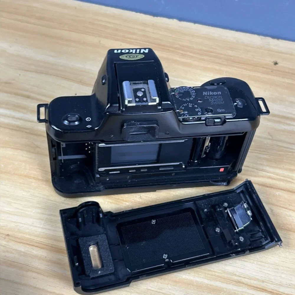 Nikon N4004s F401 35mm Film Camera body Only Not Working Parts, Repair KE #13